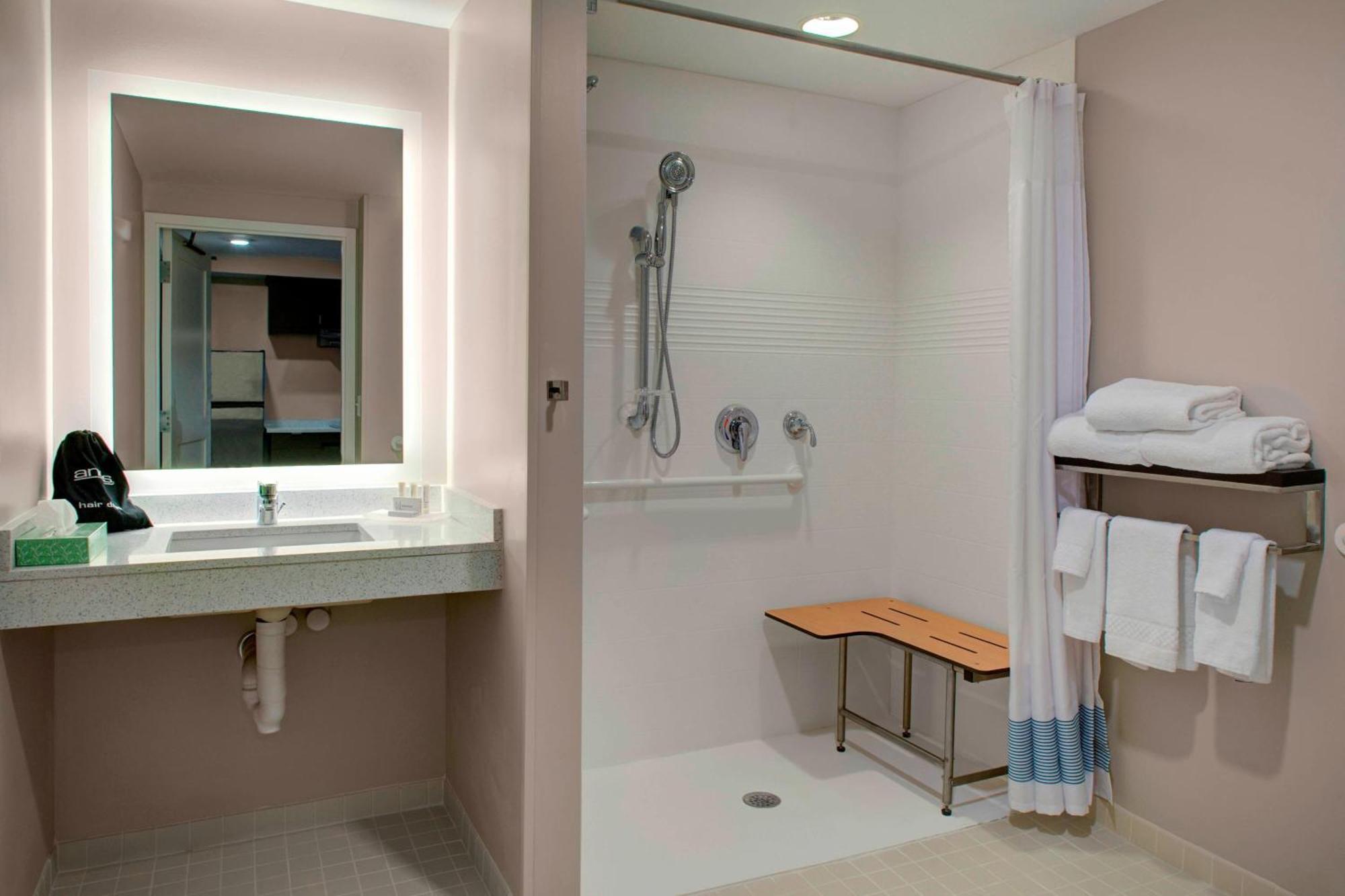Towneplace Suites By Marriott Parkersburg Exteriör bild